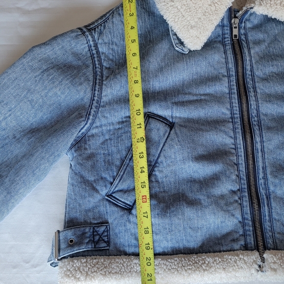 Zara Denim Jacket with Cream Sherpa Collar - Picture 7 of 14